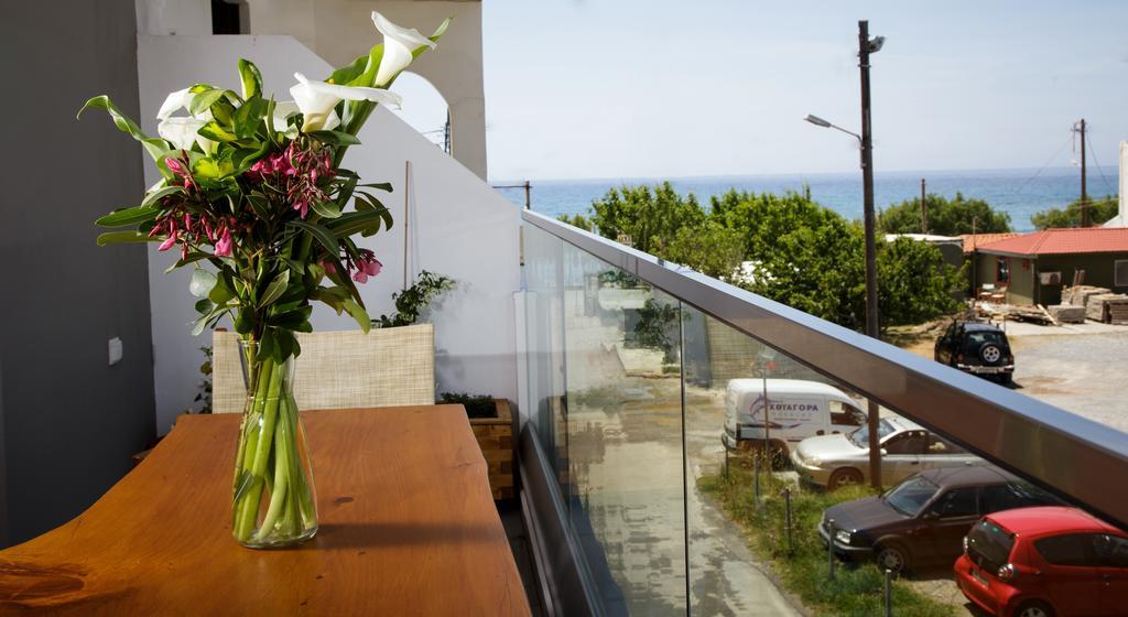 Beachside Apartment In Plakias Centre! Екстер'єр фото